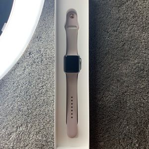 APPLE WATCH SERIES 3